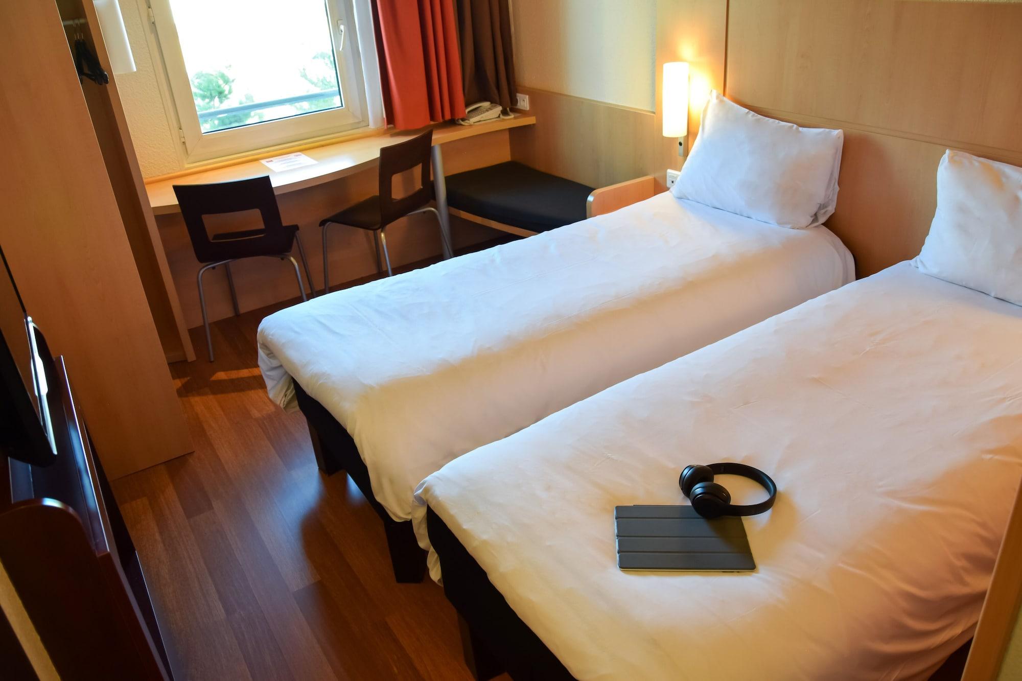 Готель Ibis Nancy Centre Gare Et Congres Екстер'єр фото