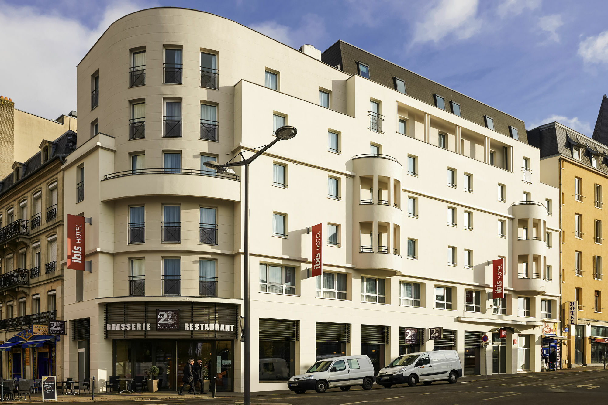 Готель Ibis Nancy Centre Gare Et Congres Екстер'єр фото
